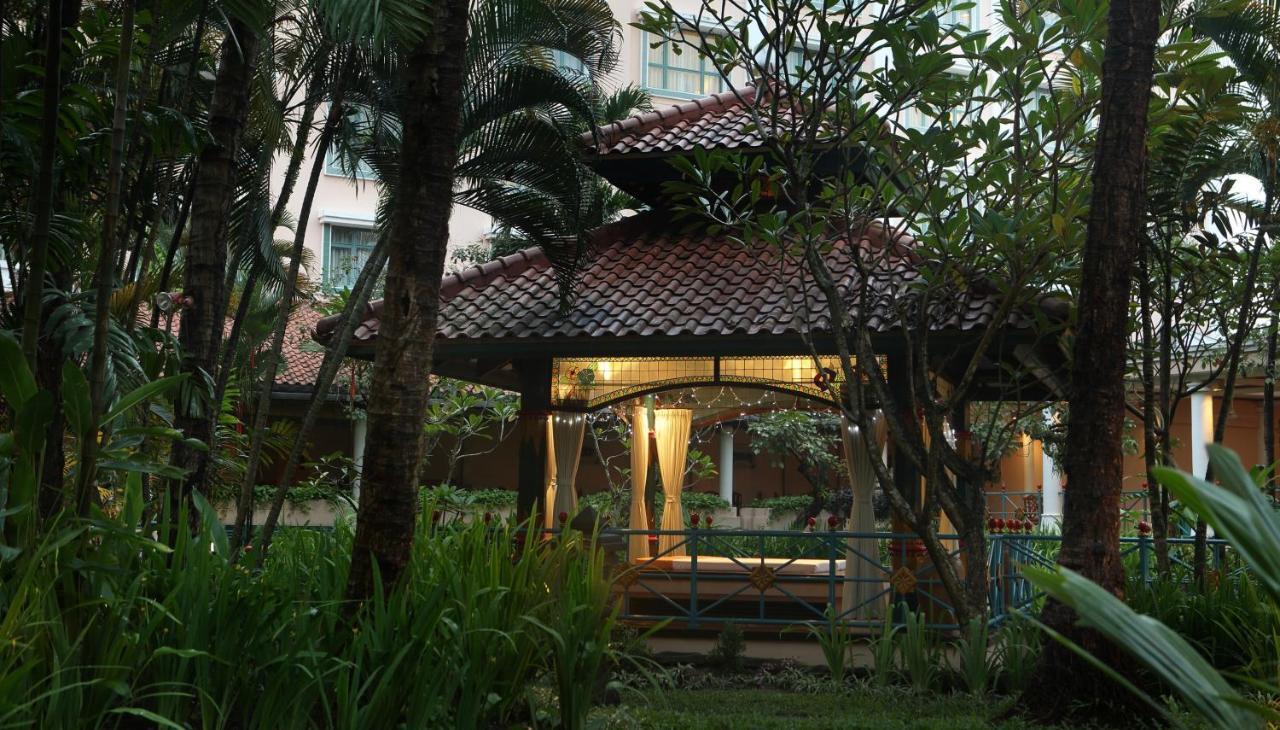 Melia Purosani Yogyakarta Hotel Esterno foto